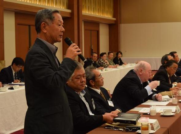 意見交換を行うよこて市:伊藤会長