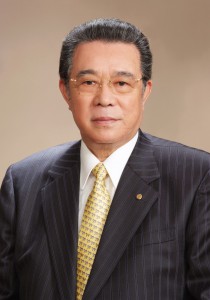 秋田県商工会連合会 会長 村岡 淑郎